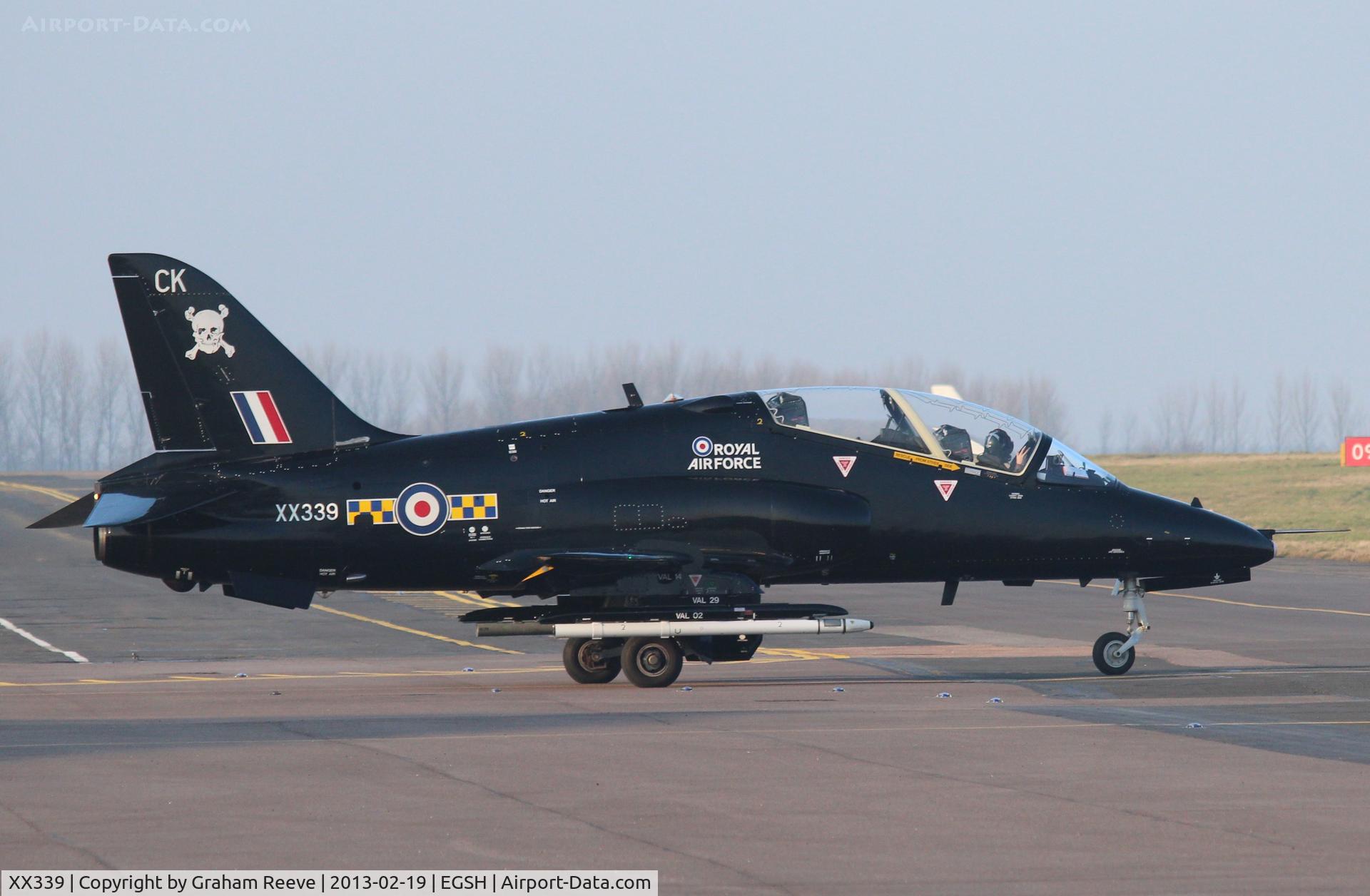 XX339, 1981 Hawker Siddeley Hawk T.1A C/N 188/312163, About to depart.