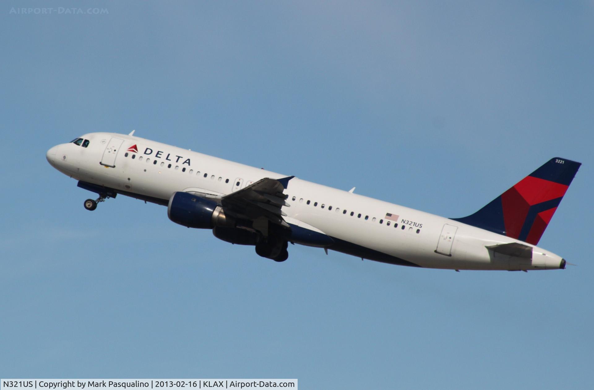N321US, 1992 Airbus A320-211 C/N 262, Airbus A320