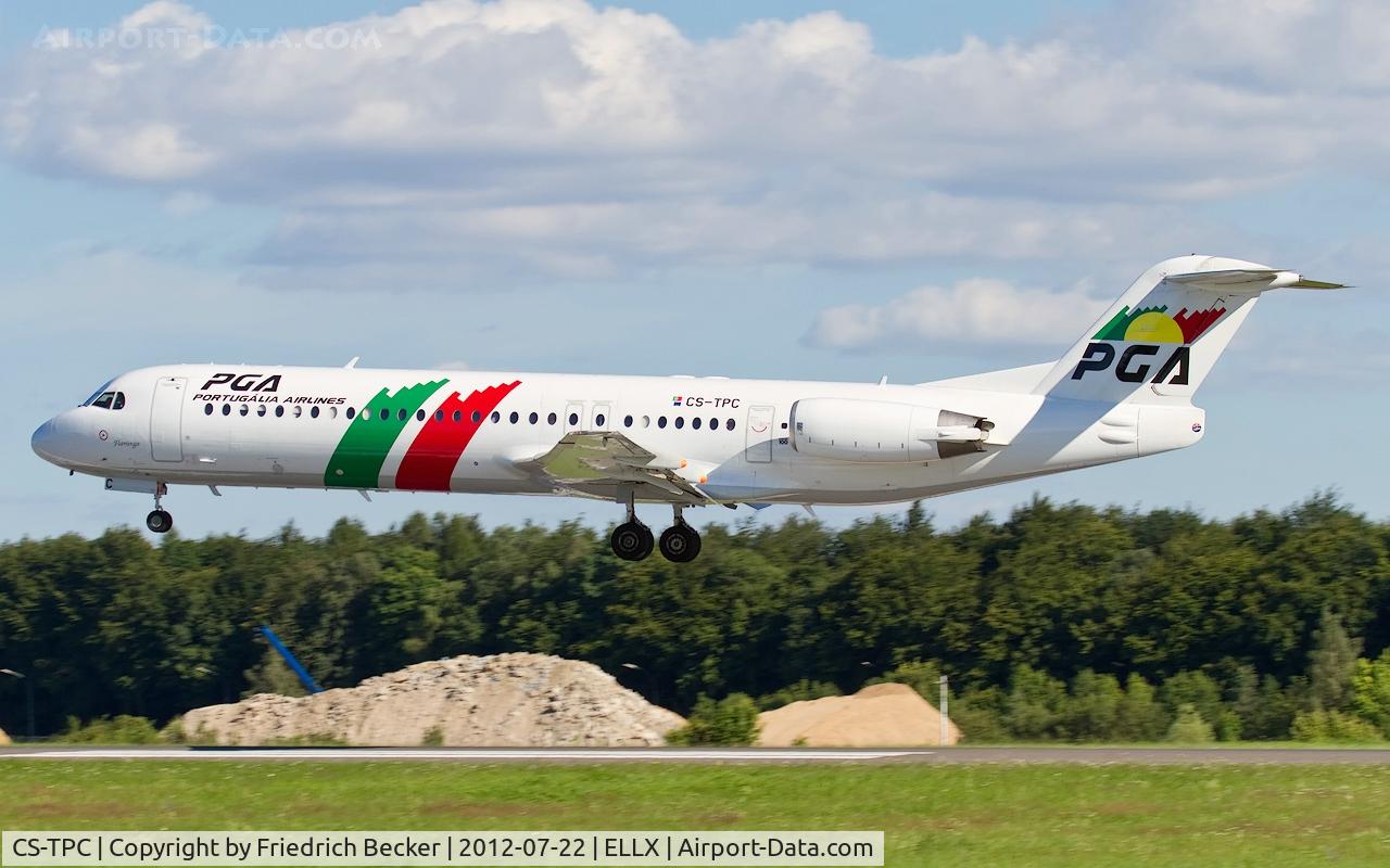 CS-TPC, 1990 Fokker 100 (F-28-0100) C/N 11287, short final RW06