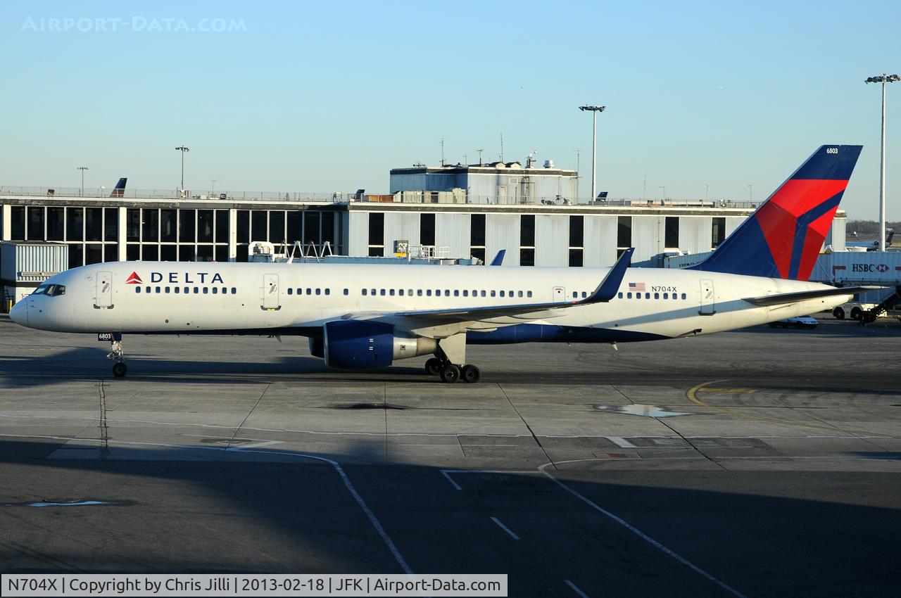 N704X, 1997 Boeing 757-2Q8 C/N 28163, Delta Air Lines