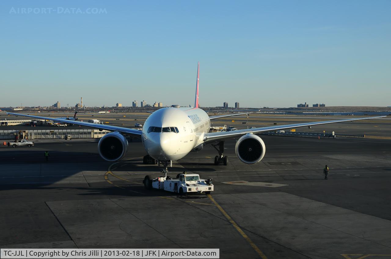 TC-JJL, 2011 Boeing 777-3F2/ER C/N 40793, Turkish Airlines