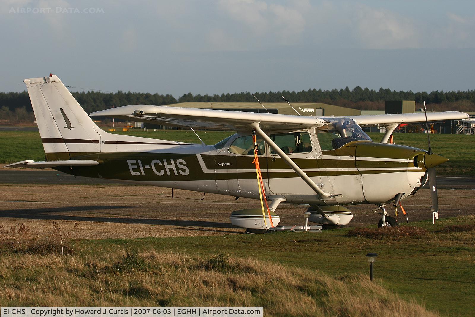 EI-CHS, 1976 Cessna 172M Skyhawk C/N 172-66742, Privately owned.