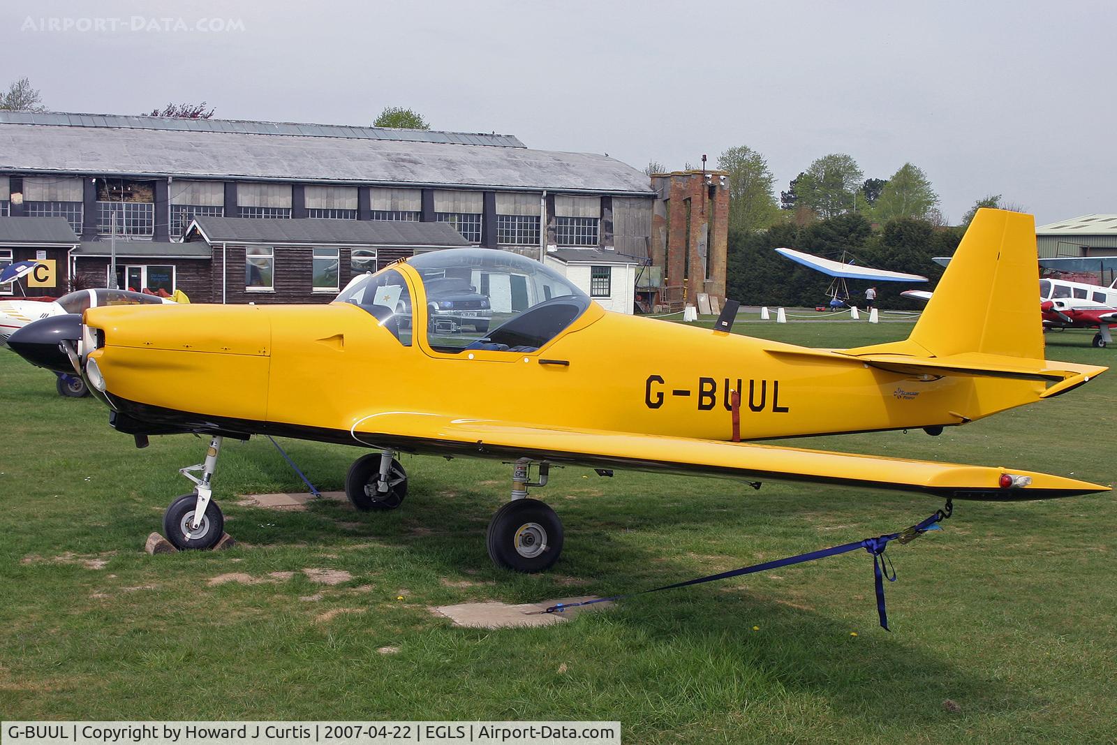 G-BUUL, 1993 Slingsby T-67M Firefly Mk2 C/N 2122, Privately owned.