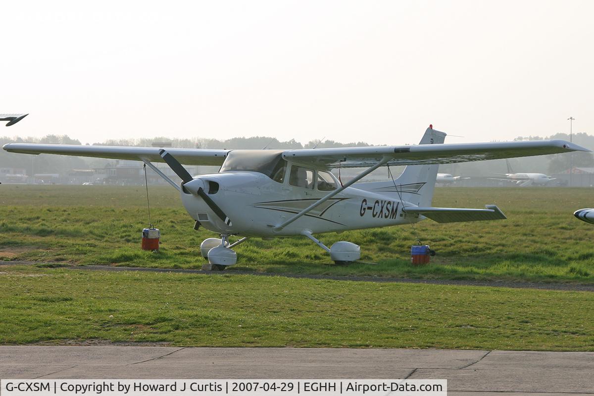 G-CXSM, 1998 Cessna 172R Skyhawk C/N 17280320, Privately owned.
