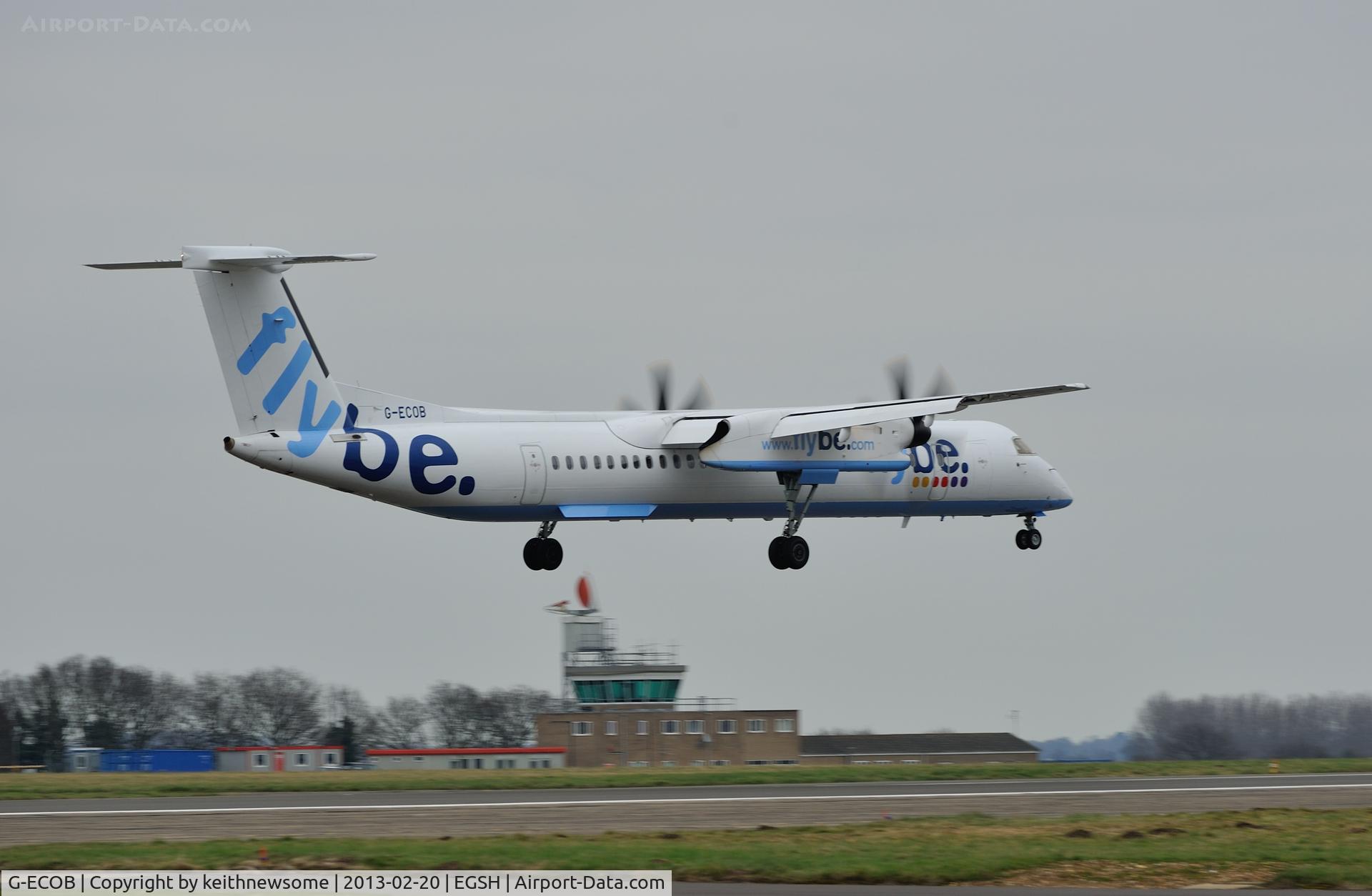 G-ECOB, 2007 De Havilland Canada DHC-8-402Q Dash 8 C/N 4185, Landing onto 09.