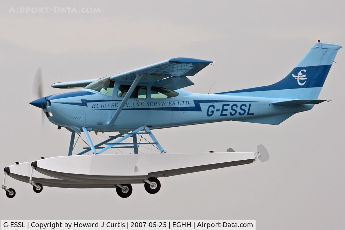 G-ESSL, 1981 Cessna 182R Skylane C/N 182-67947, Euro Seaplane Services Ltd. Seaplanes are a rarity in the UK, especially in England.