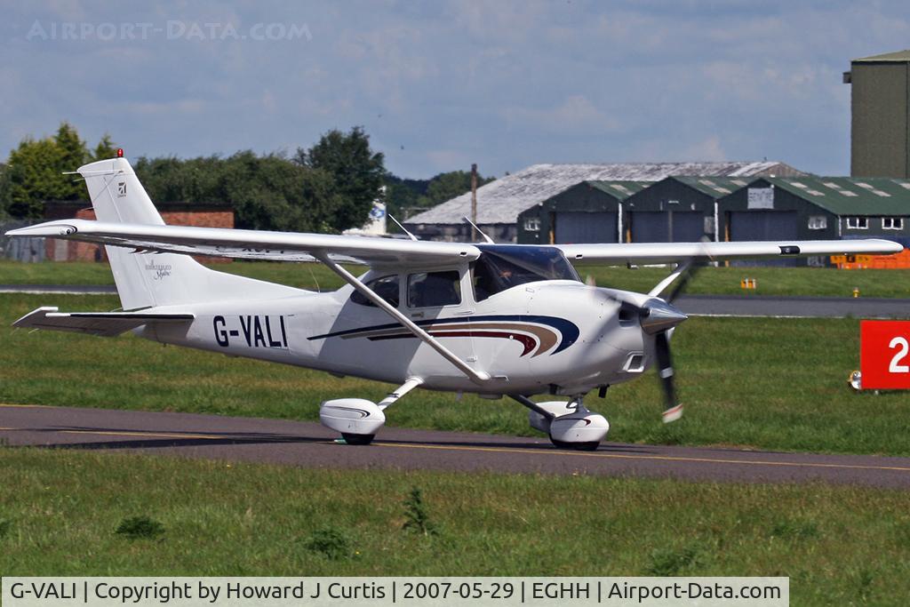 G-VALI, 2000 Cessna 182S Skylane C/N 18280757, Privately owned.