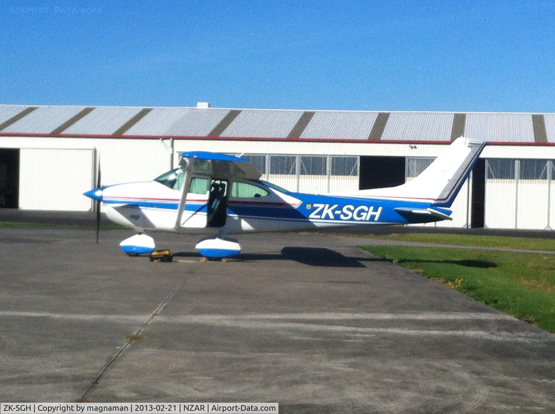 ZK-SGH, Cessna 182P Skylane C/N 18262007, Nice cessna outside Hawker Pacific hangar.