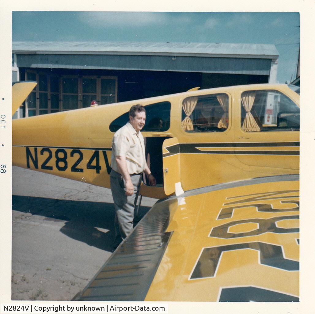 N2824V, 1947 Beech 35 Bonanza C/N D-228, Aircraft N2824V Photo from October 1968