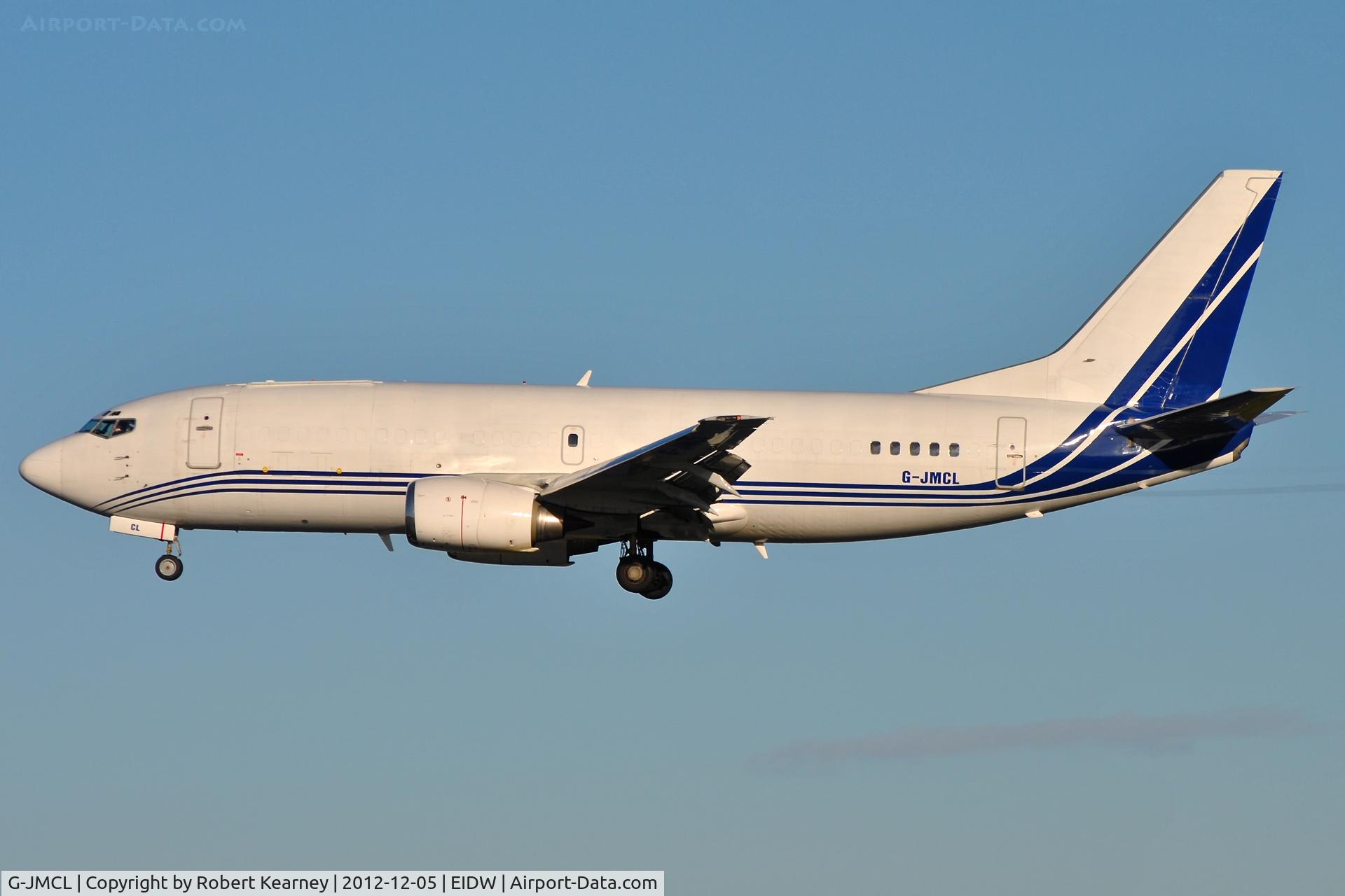 G-JMCL, 1988 Boeing 737-322F C/N 23951, On short finals for r/w 28
