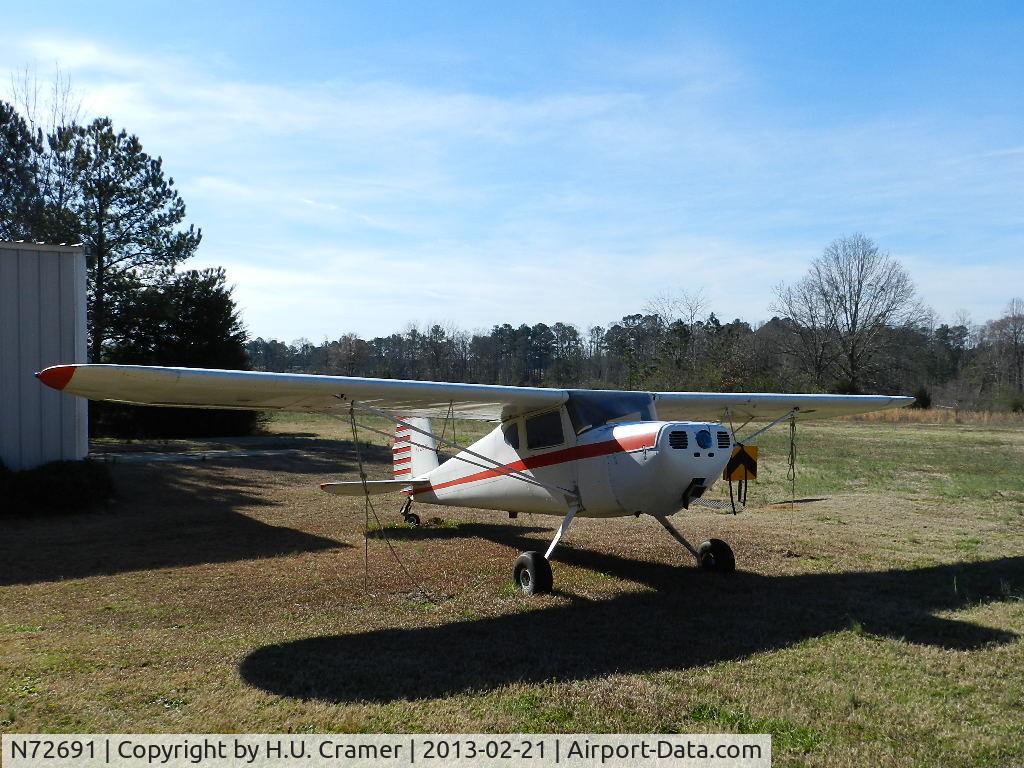 N72691, 1946 Cessna 140 C/N 9867, Seems to be in 