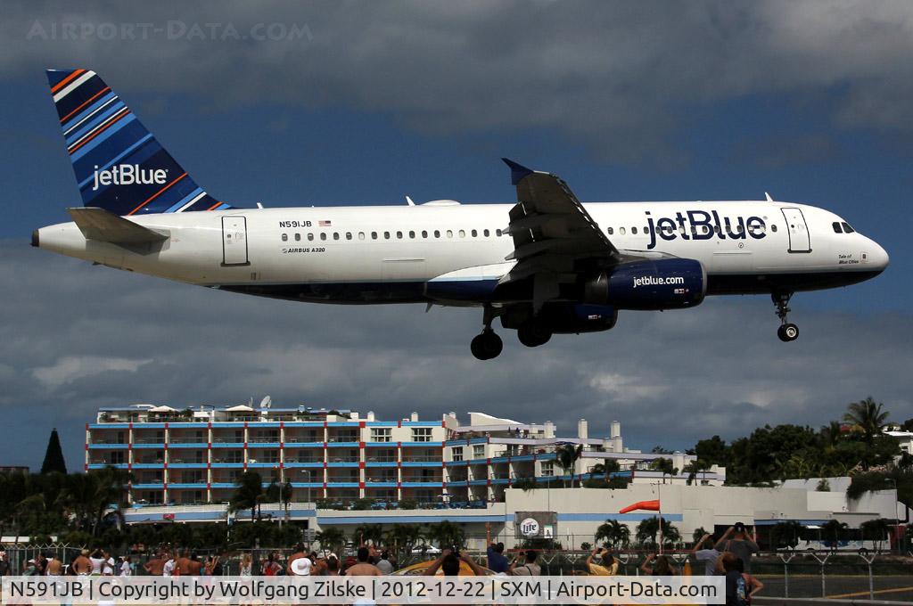 N591JB, 2004 Airbus A320-232 C/N 2246, visitor