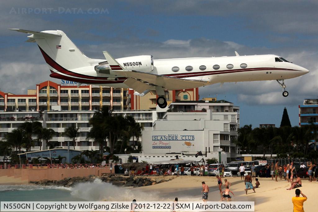 N550GN, 1998 Gulfstream Aerospace G-IV C/N 1340, visitor