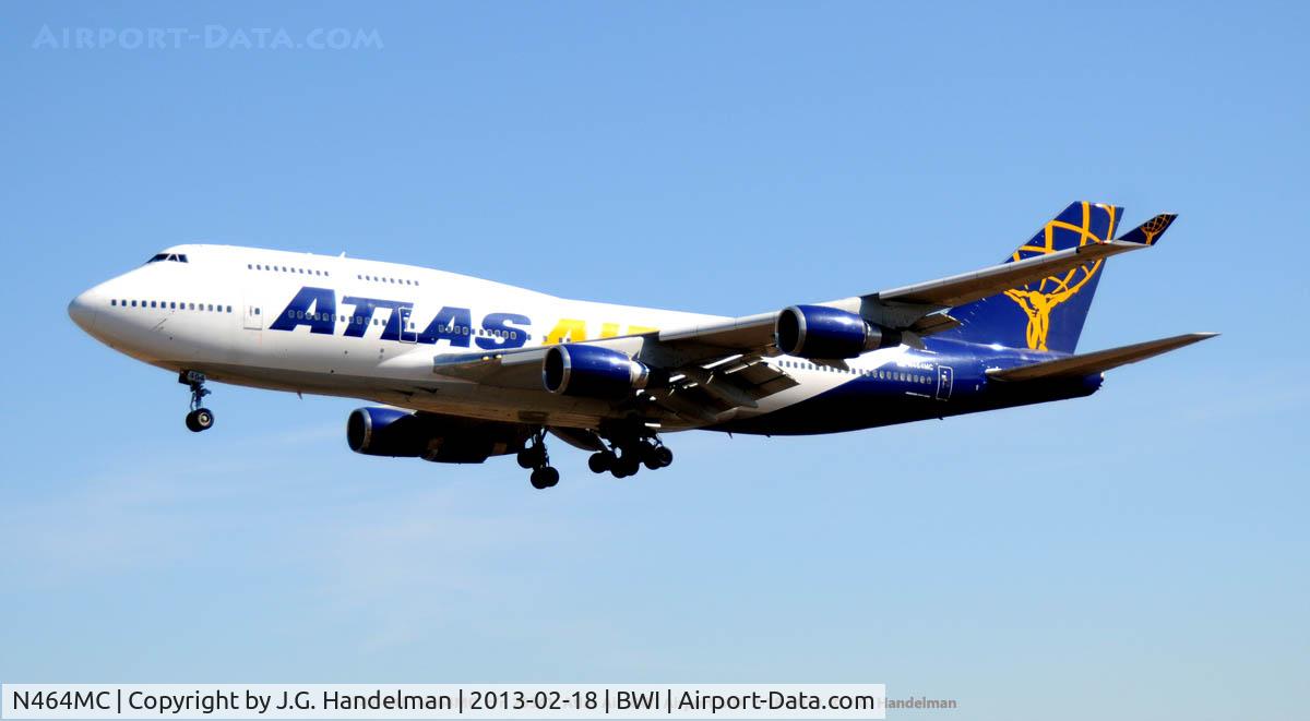 N464MC, 1992 Boeing 747-446 C/N 26341, on final to 33L