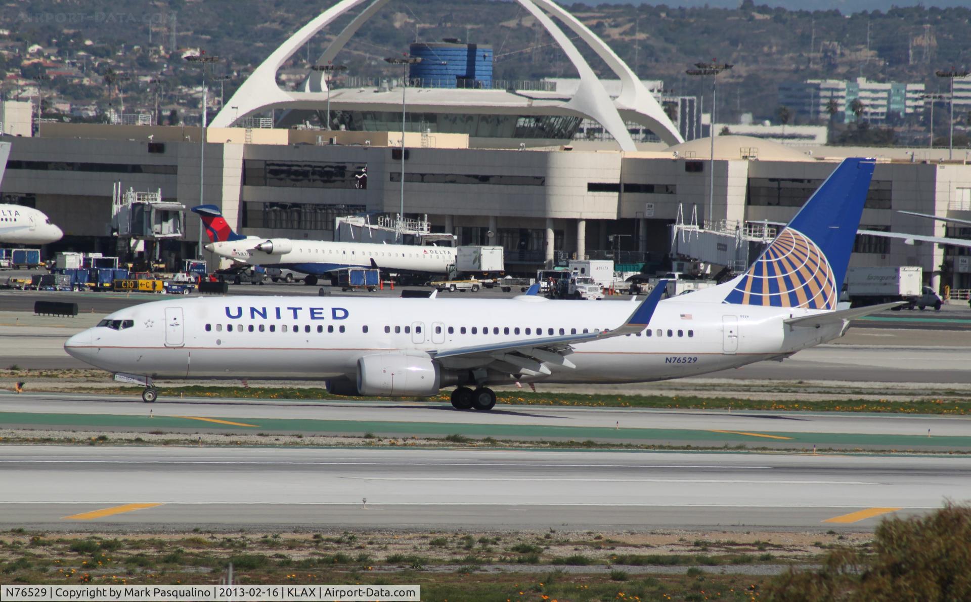N76529, 2010 Boeing 737-824 C/N 31652, Boeing 737-800