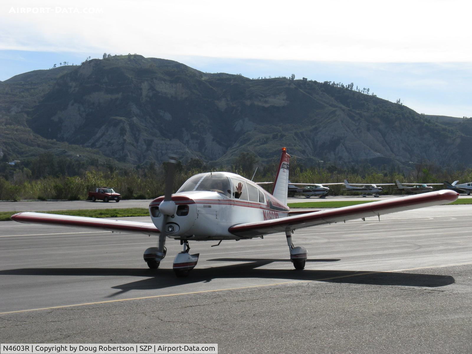 N4603R, 1965 Piper PA-28-140 Cherokee C/N 28-21351, 1965 Piper PA-28-140 CHEROKEE, Lycoming O-320-E2A 150 hp, taxi with big wave from Herm, with Sam