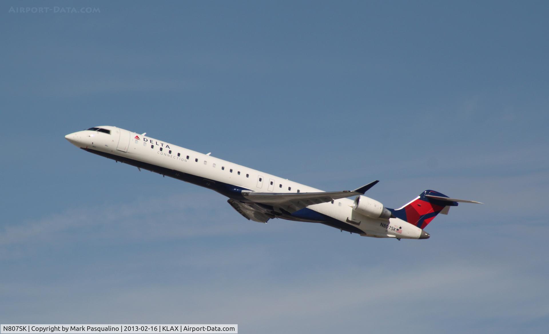 N807SK, 2006 Bombardier CRJ-900ER (CL-600-2D24) C/N 15082, CL600-2D24