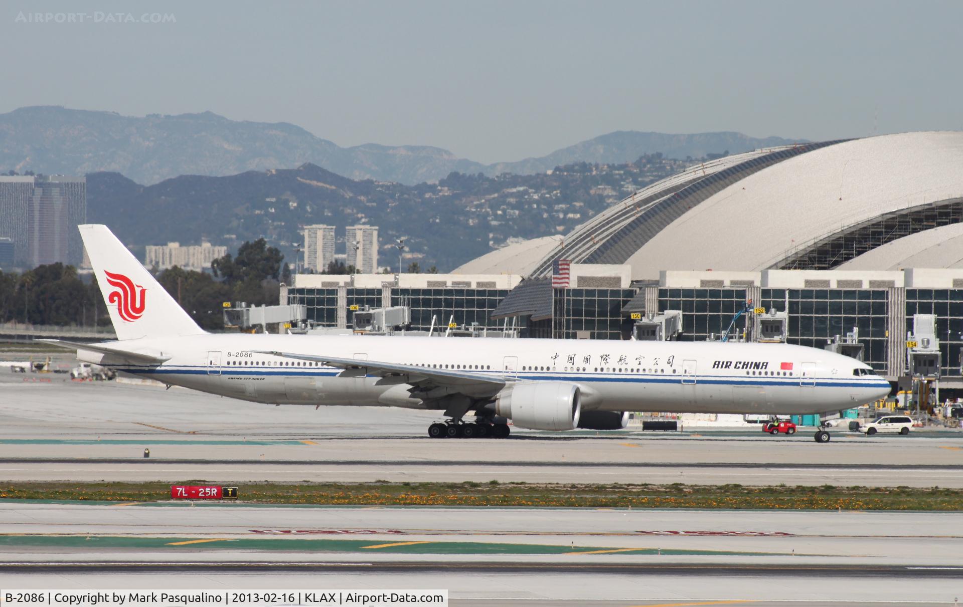 B-2086, 2011 Boeing 777-39L/ER C/N 38667, Boeing 777-300ER