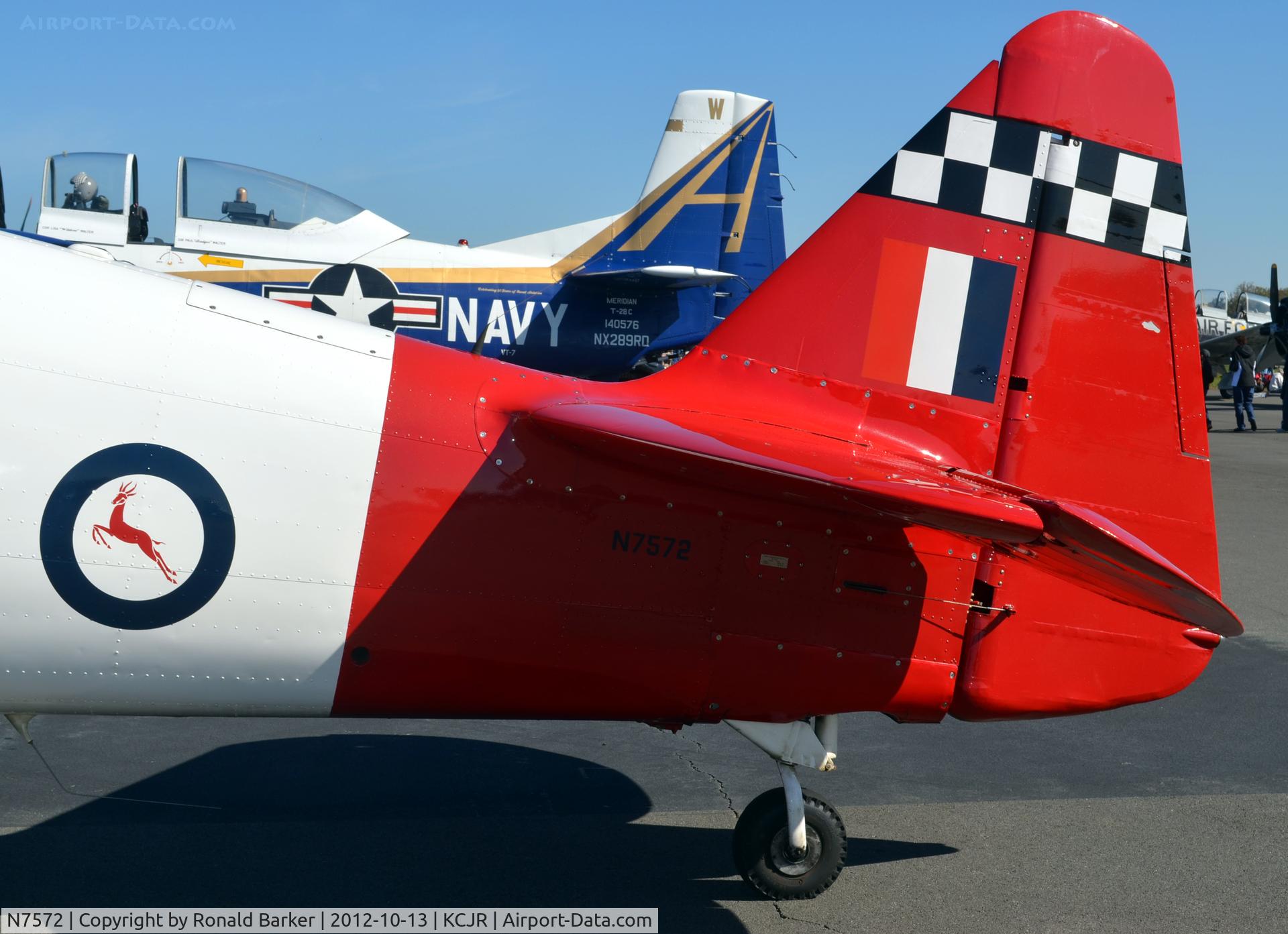 N7572, 1941 North American AT-6D Texan C/N 41-34018, Culpeper Air Fest 2012