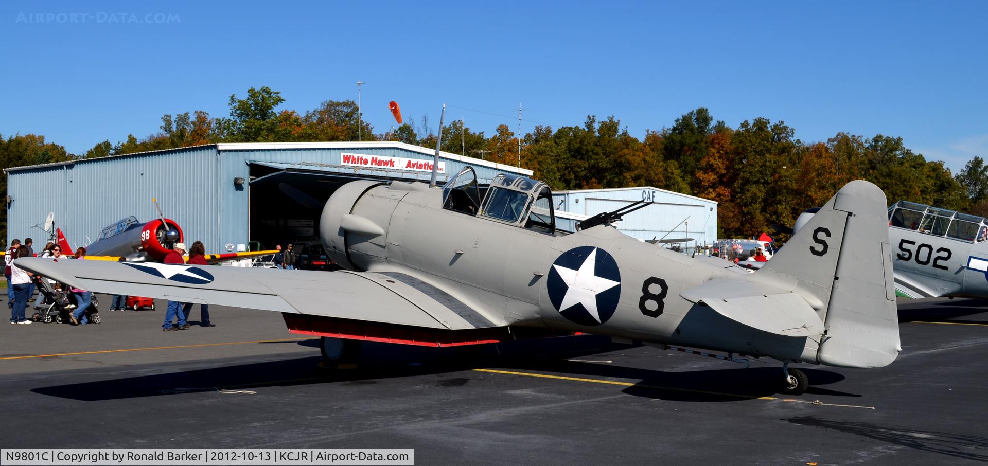 N9801C, 1943 North American SNJ-5 Texan Texan C/N 90-669, Cul[peper Air Fest 2012