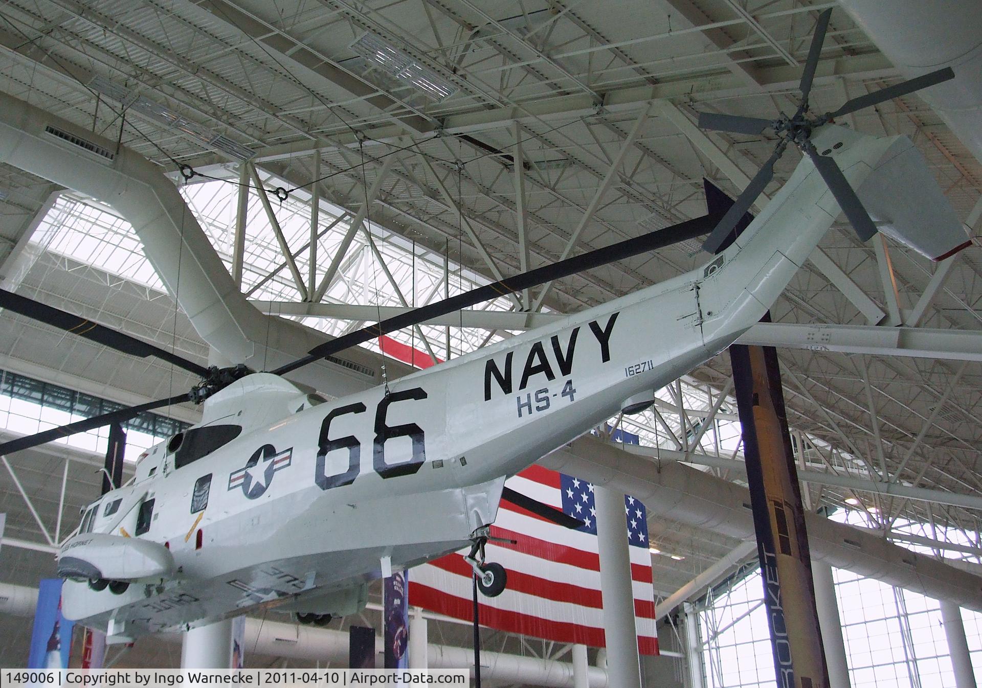 149006, 1962 Sikorsky SH-3H Sea King C/N 61080, Sikorsky SH-3H Sea King (displayed in the markings of 162711 