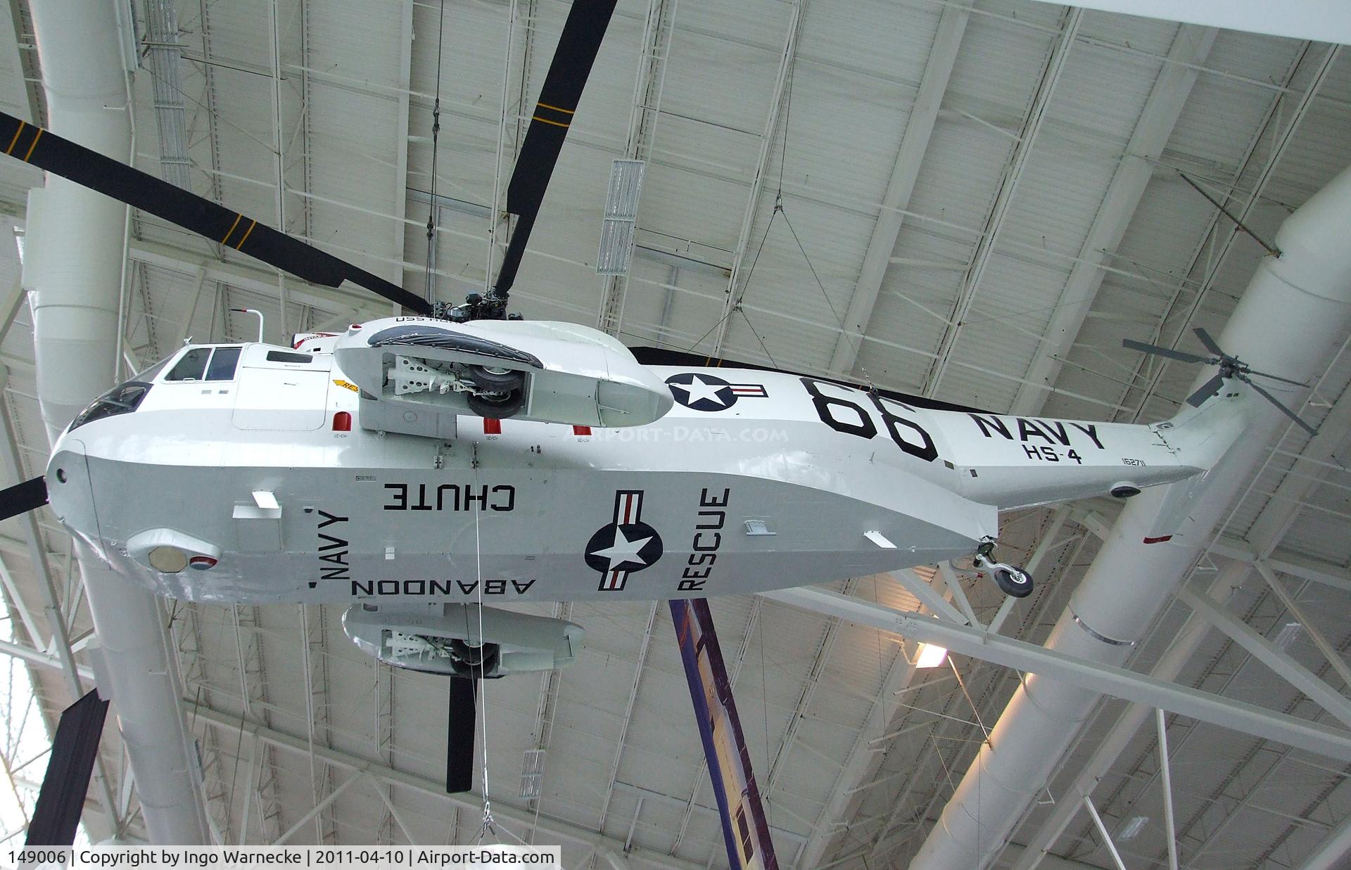 149006, 1962 Sikorsky SH-3H Sea King C/N 61080, Sikorsky SH-3H Sea King (displayed in the markings of 162711 