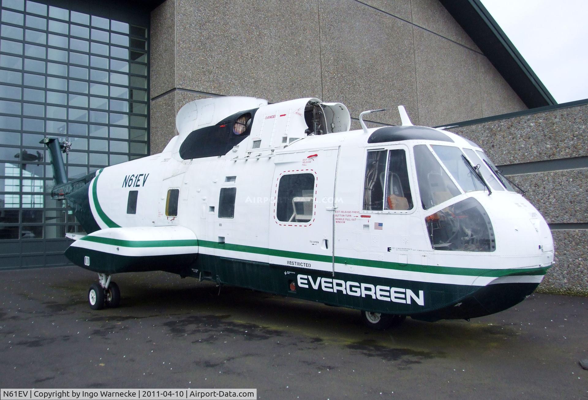 N61EV, Sikorsky S-61R (CH-3E) C/N 61-566, Sikorsky S-61R (CH-3E) at the Evergreen Aviation & Space Museum, McMinnville OR