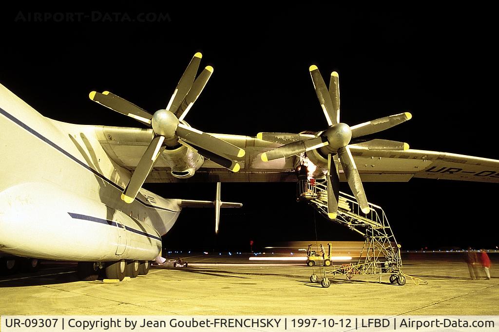 UR-09307, 1974 Antonov An-22A C/N 043481244, Antonov Bureau