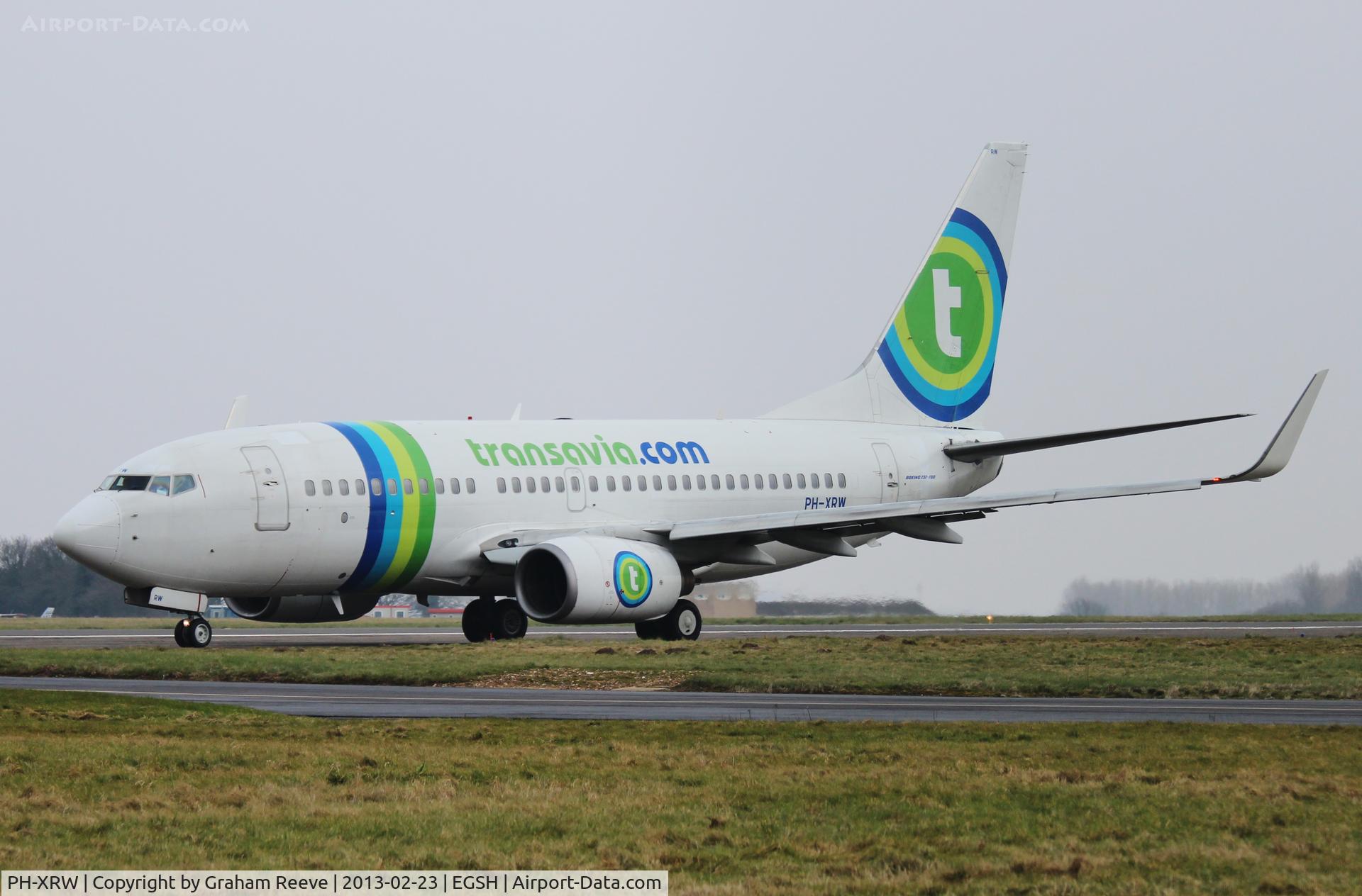PH-XRW, 2003 Boeing 737-7K2 C/N 33465, About to depart.