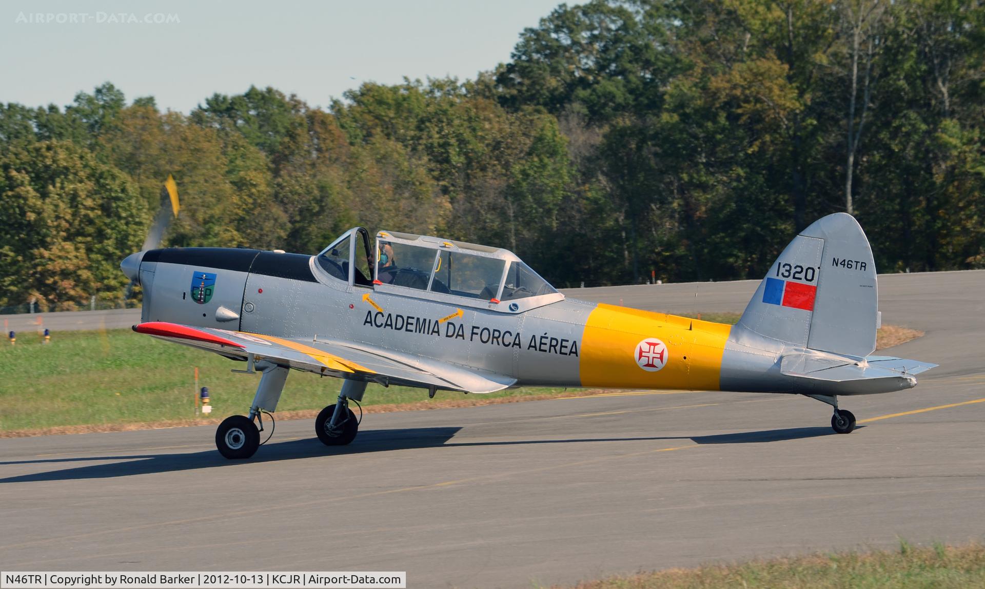 N46TR, 1955 De Havilland Canada DHC-1 Chipmunk C/N 1320, Taxi - Culpeper Air Fest 2012