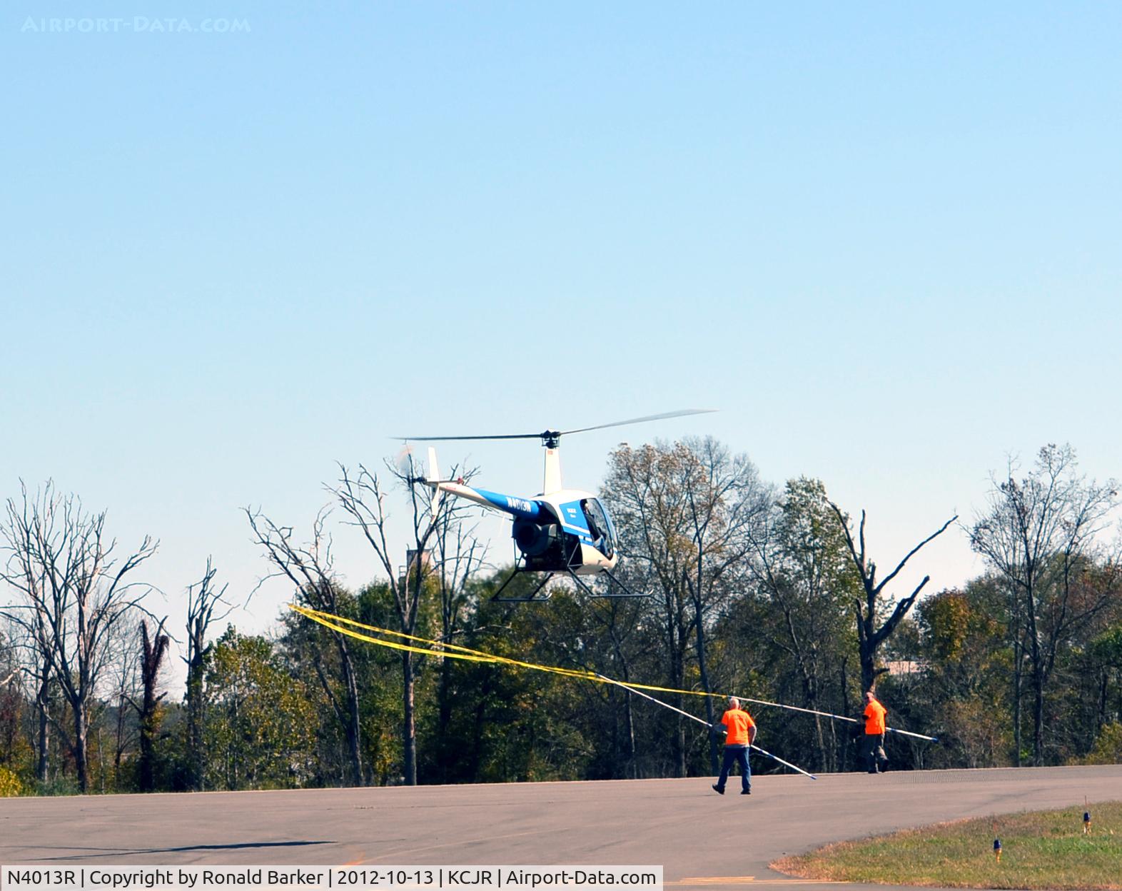 N4013R, 1990 Robinson R22 Beta C/N 1430, Preparing to 