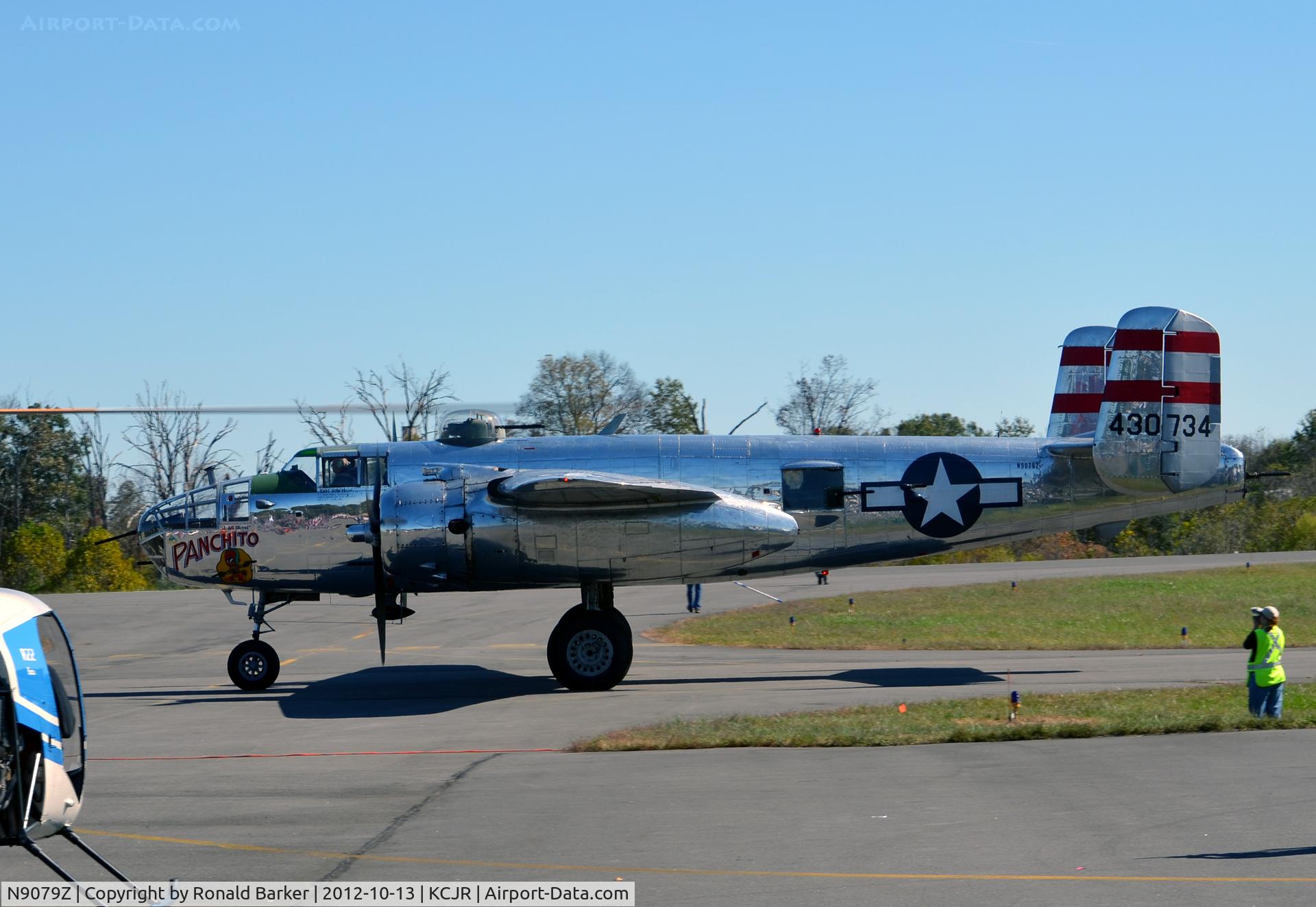 N9079Z, 1944 North American TB-25N Mitchell C/N 108-34009, Taxi - Culpeper Air Fest 2012