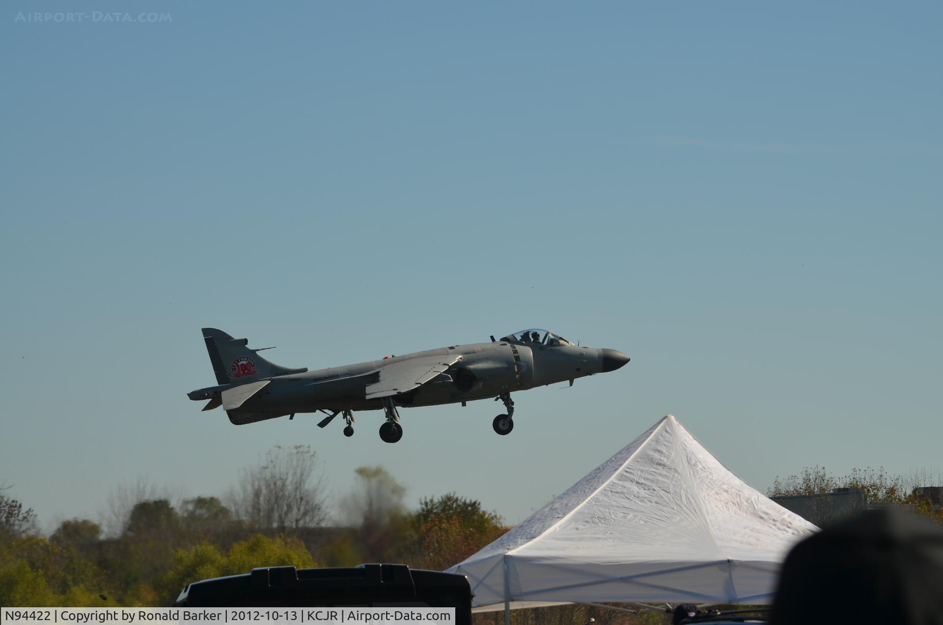 N94422, 1979 British Aerospace Sea Harrier F/A.2 C/N 41H-912002/DB2, Landing - Culpeper Air Fest 2012