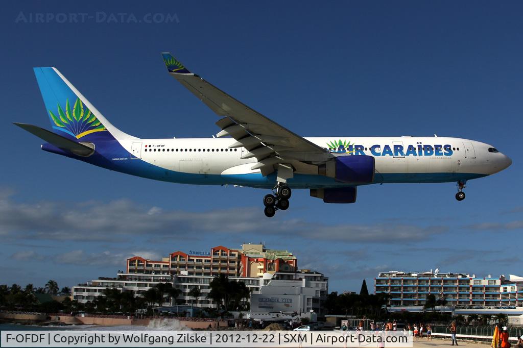 F-OFDF, 1999 Airbus A330-223 C/N 253, visitor