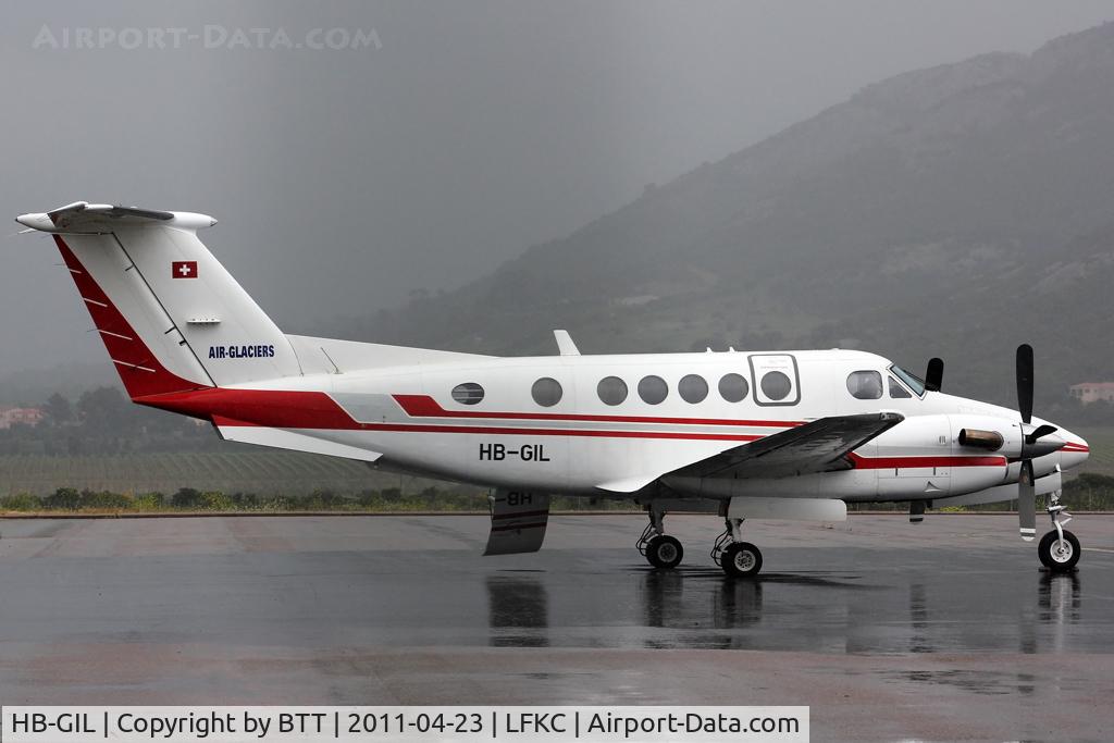 HB-GIL, 1977 Beech 200 Super King Air C/N BB-194, Parked