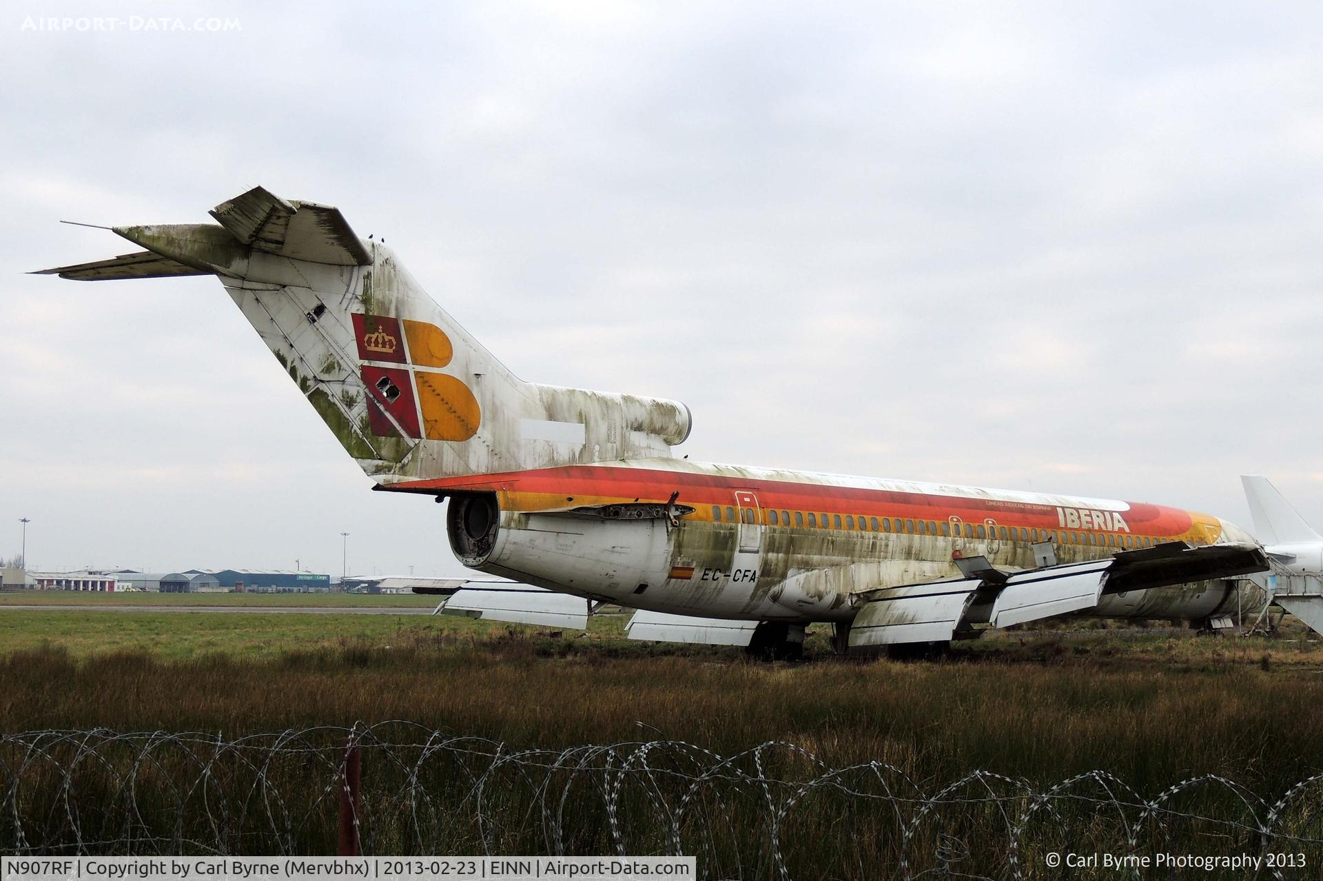 N907RF, 1973 Boeing 727-256 C/N 20811, In a poor state and still carries EC-CFA