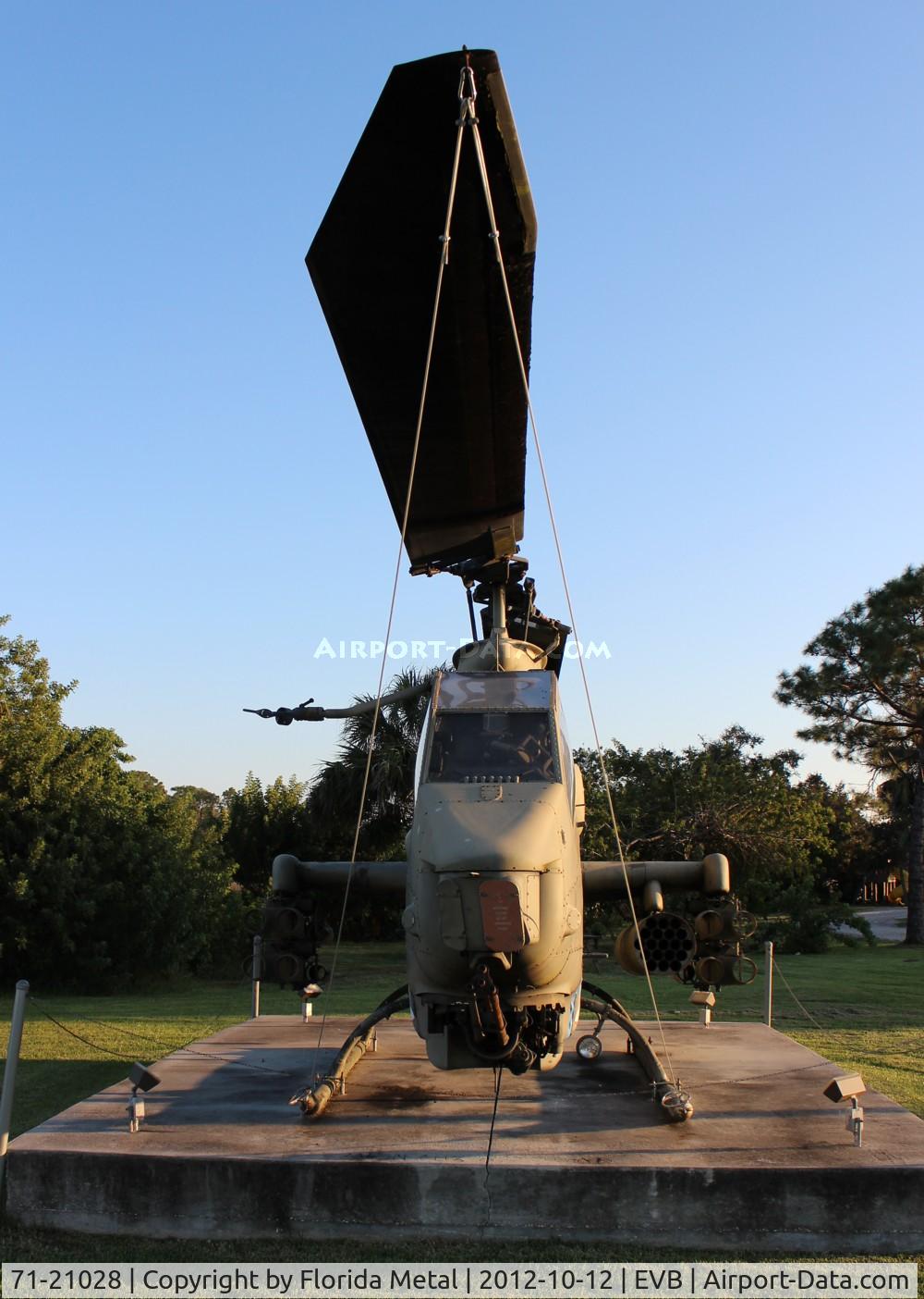 71-21028, 1971 Bell AH-1F Cobra C/N 21099, AH-1F Cobra