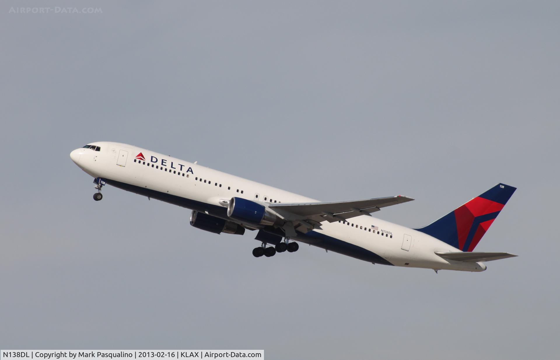 N138DL, 1991 Boeing 767-332 C/N 25409, Boeing 767-300