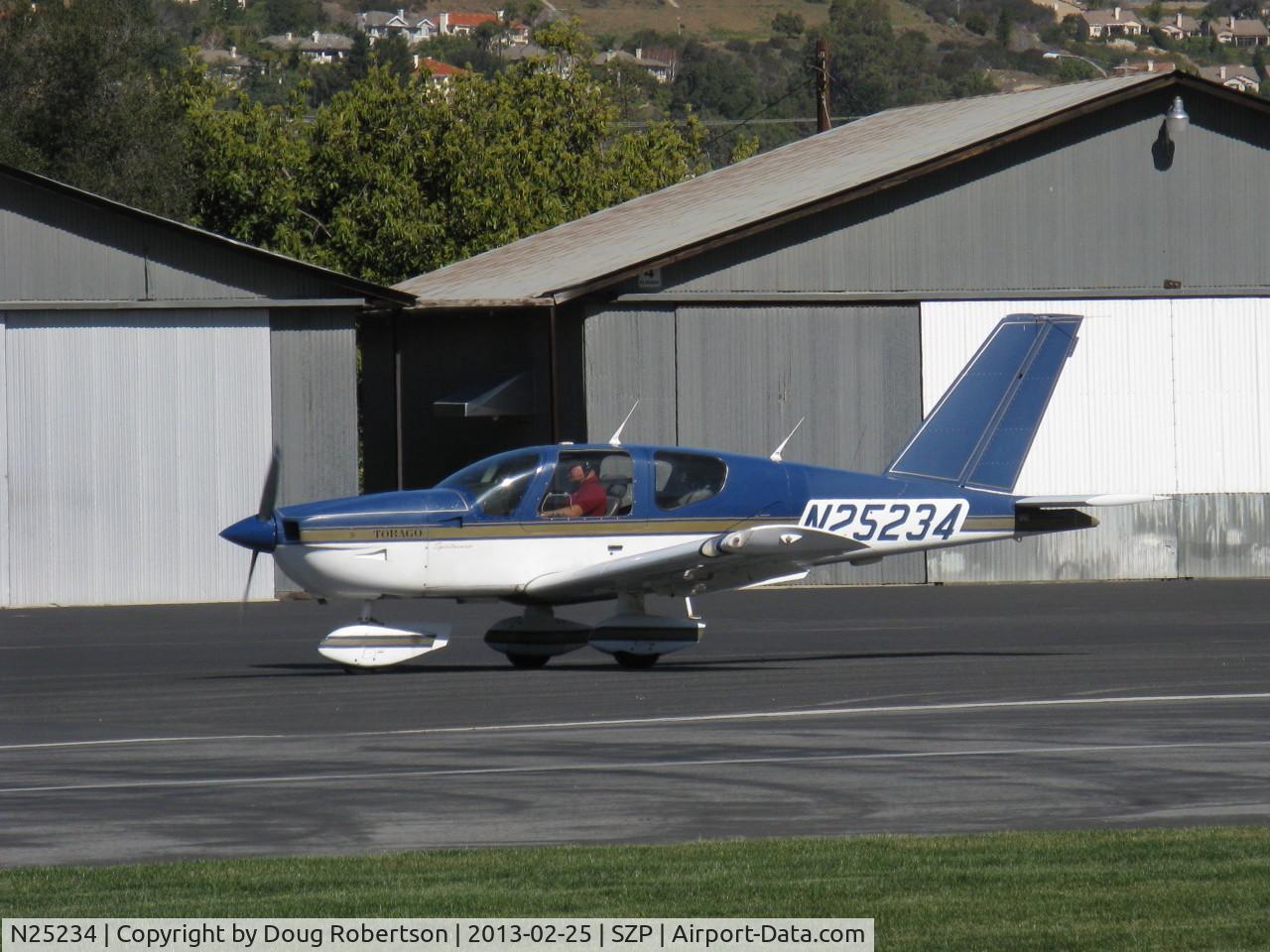 N25234, Socata TB-10 Tobago C/N 978, 1990 SOCATA TB10 TOBAGO, Lycoming O&VO-360 180 Hp, taxi to Rwy 04