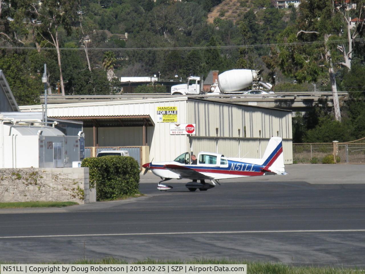 N51LL, 1978 Gulfstream American AA-5B Tiger C/N AA5B-0916, 1978 Gulfstream American AA-5B TIGER, Lycoming O&VO-360 180 Hp, refueling