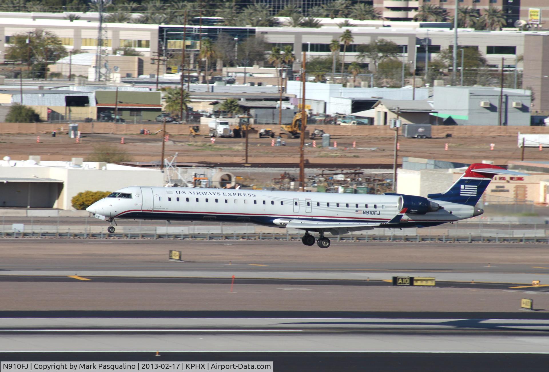 N910FJ, 2003 Bombardier CRJ-900ER (CL-600-2D24) C/N 15010, CL600-2D24