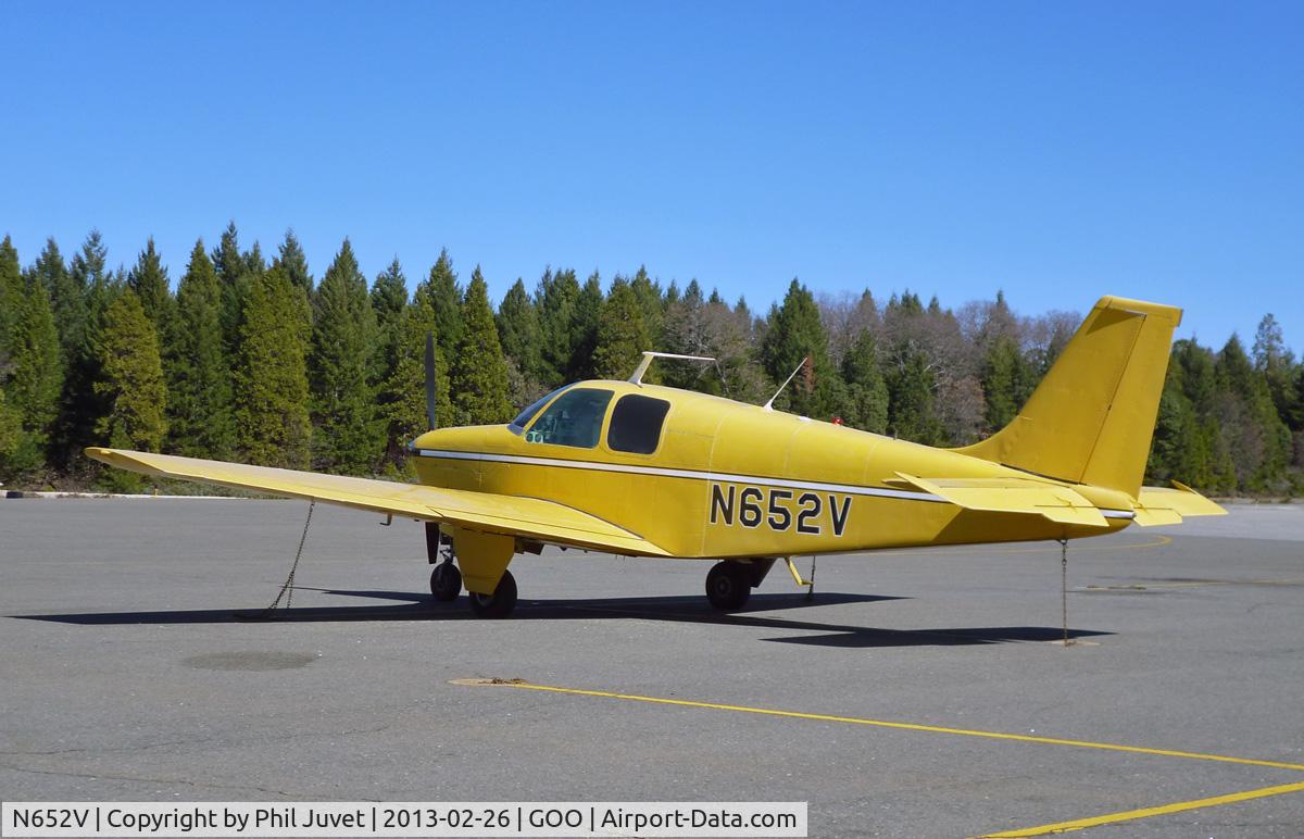 N652V, 1960 Beech 35-33 Debonair C/N CD-54, Parked at the Nevada County Air Park, Grass Valley, CA.