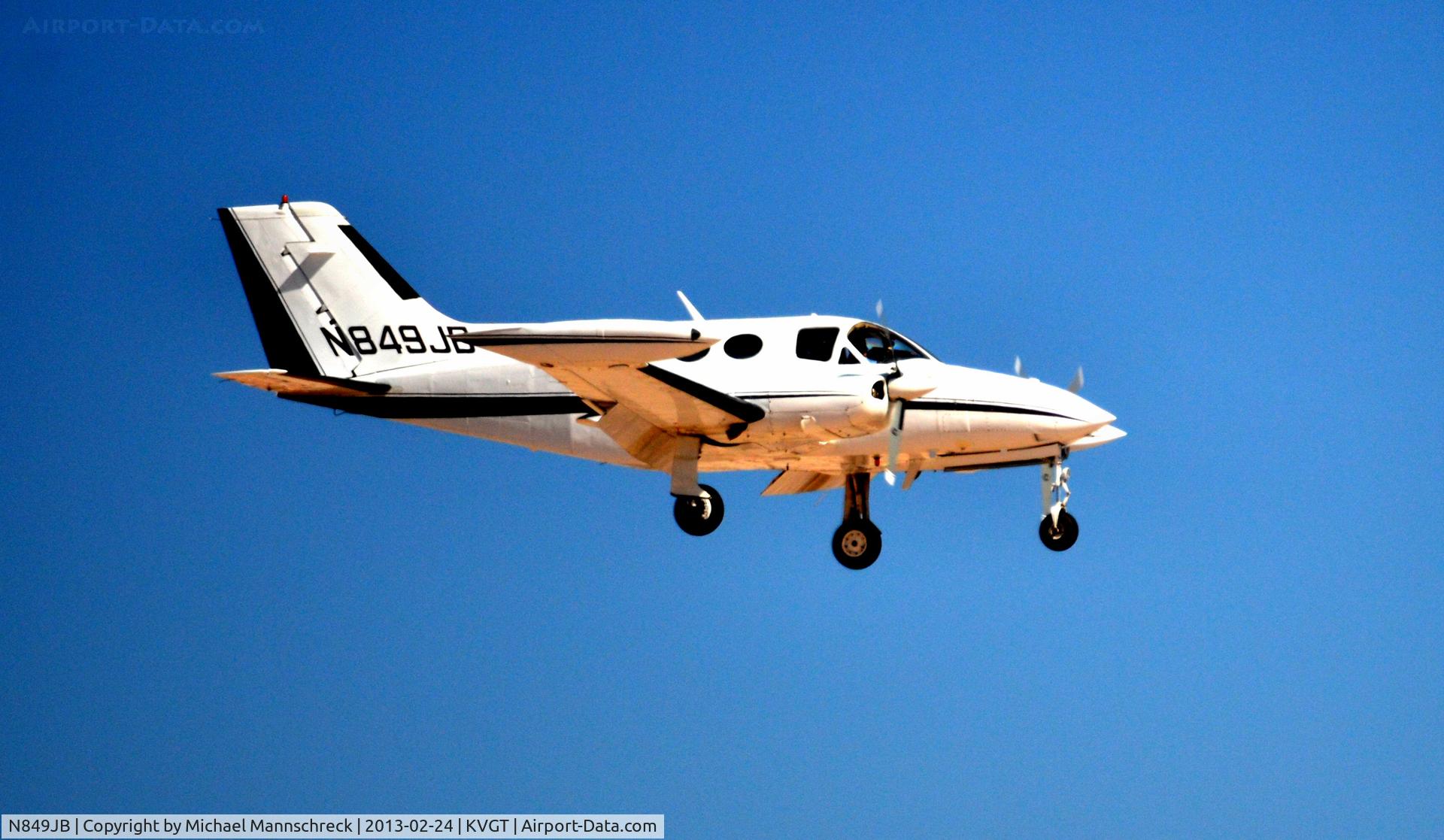 N849JB, 1969 Cessna 421A Golden Eagle C/N 421A0075, landing