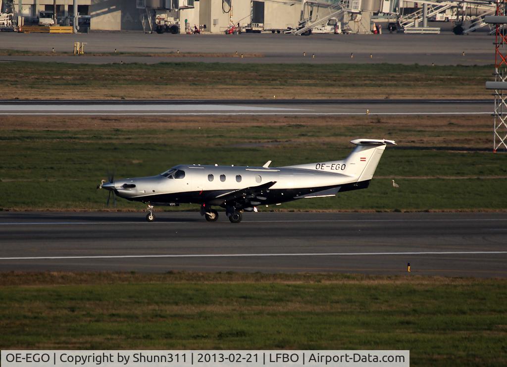 OE-EGO, 2012 Pilatus PC-12/47E C/N 1373, Taxiing to the General Aviation area...