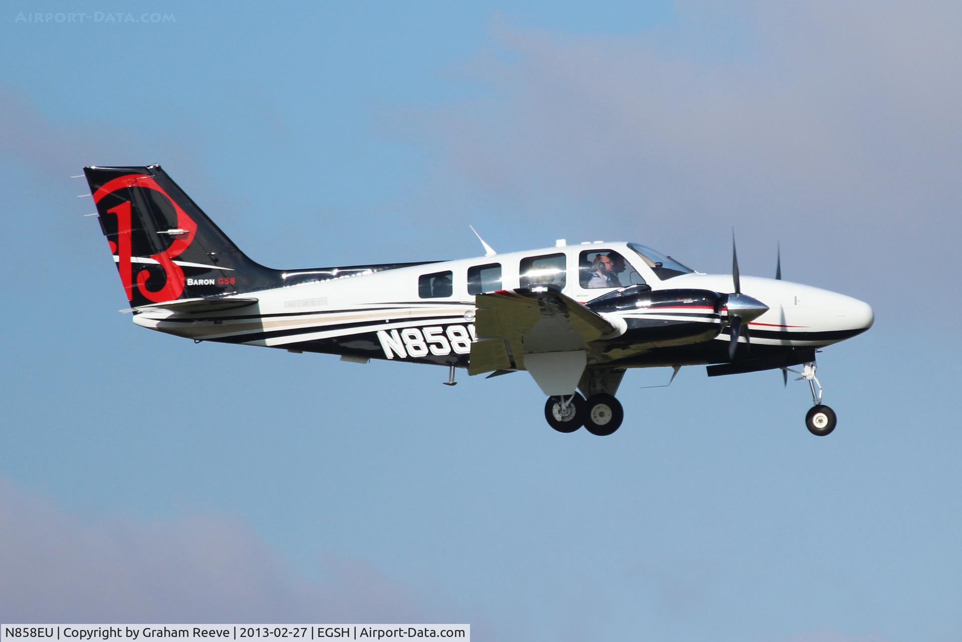 N858EU, 2013 Beechcraft G58 Baron C/N TH-2350, About to touch down.