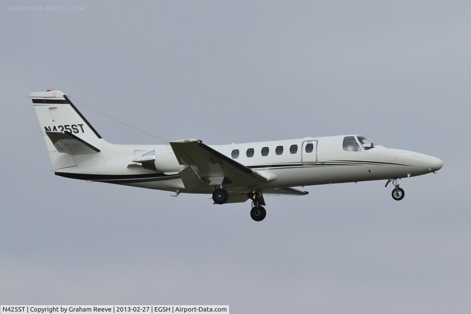 N425ST, 1992 Cessna 550 C/N 550-0709, About to touch down.