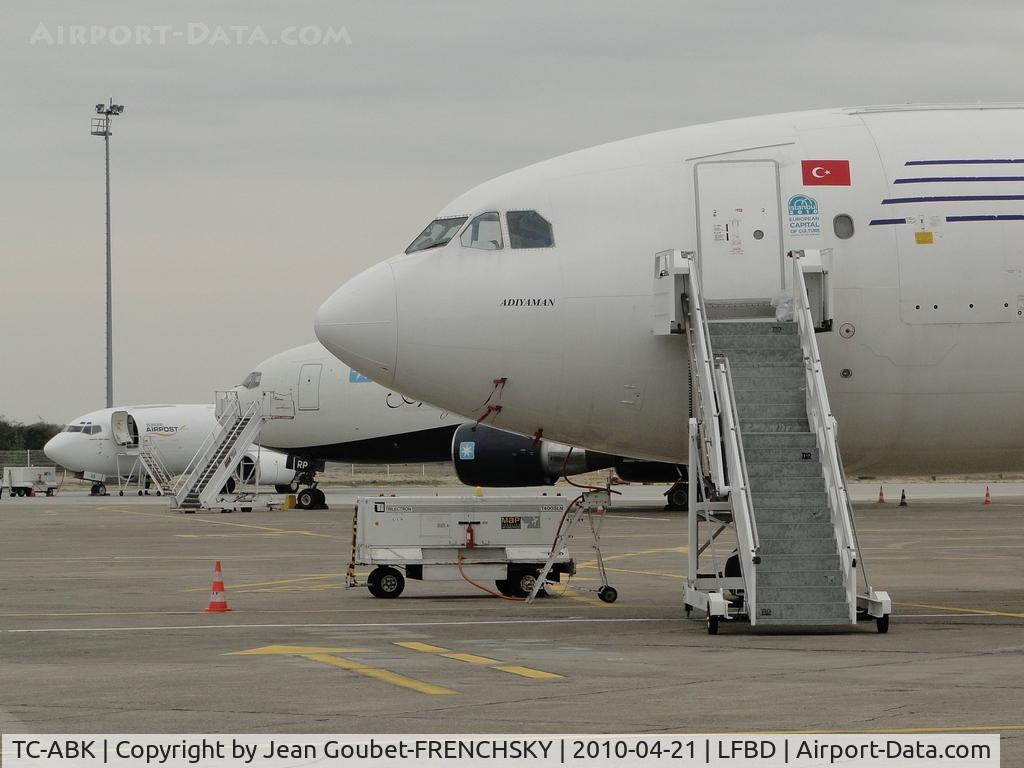 TC-ABK, 1980 Airbus A300B4-203 C/N 101, ULS AIRLINES CARGO