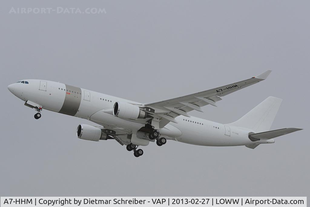 A7-HHM, 2004 Airbus A330-203 C/N 605, Qatar A330-200
