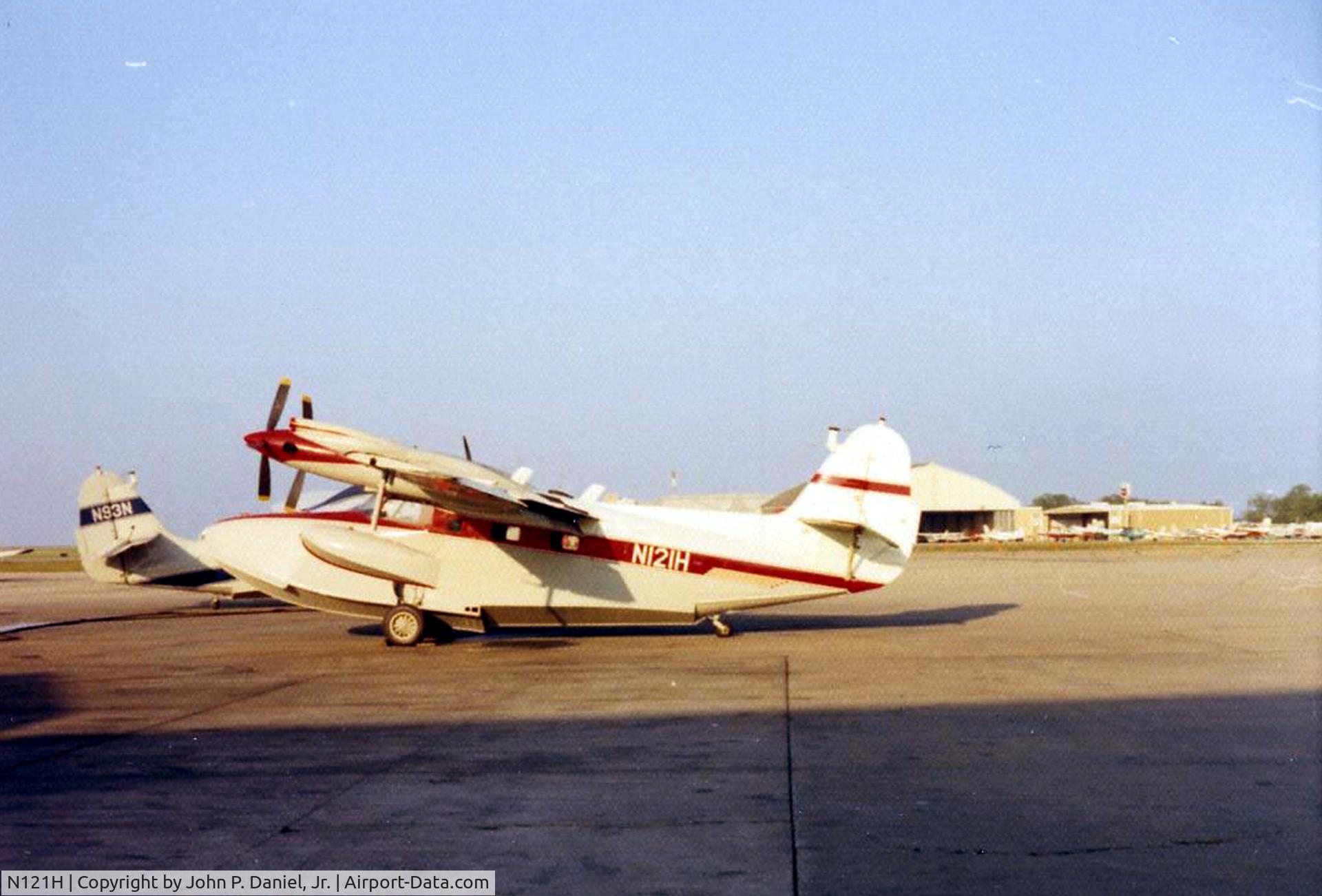 N121H, 1970 McKinnon G21E C/N 1211, Ni21H at New Orleans Lakefront Airport April, 1972