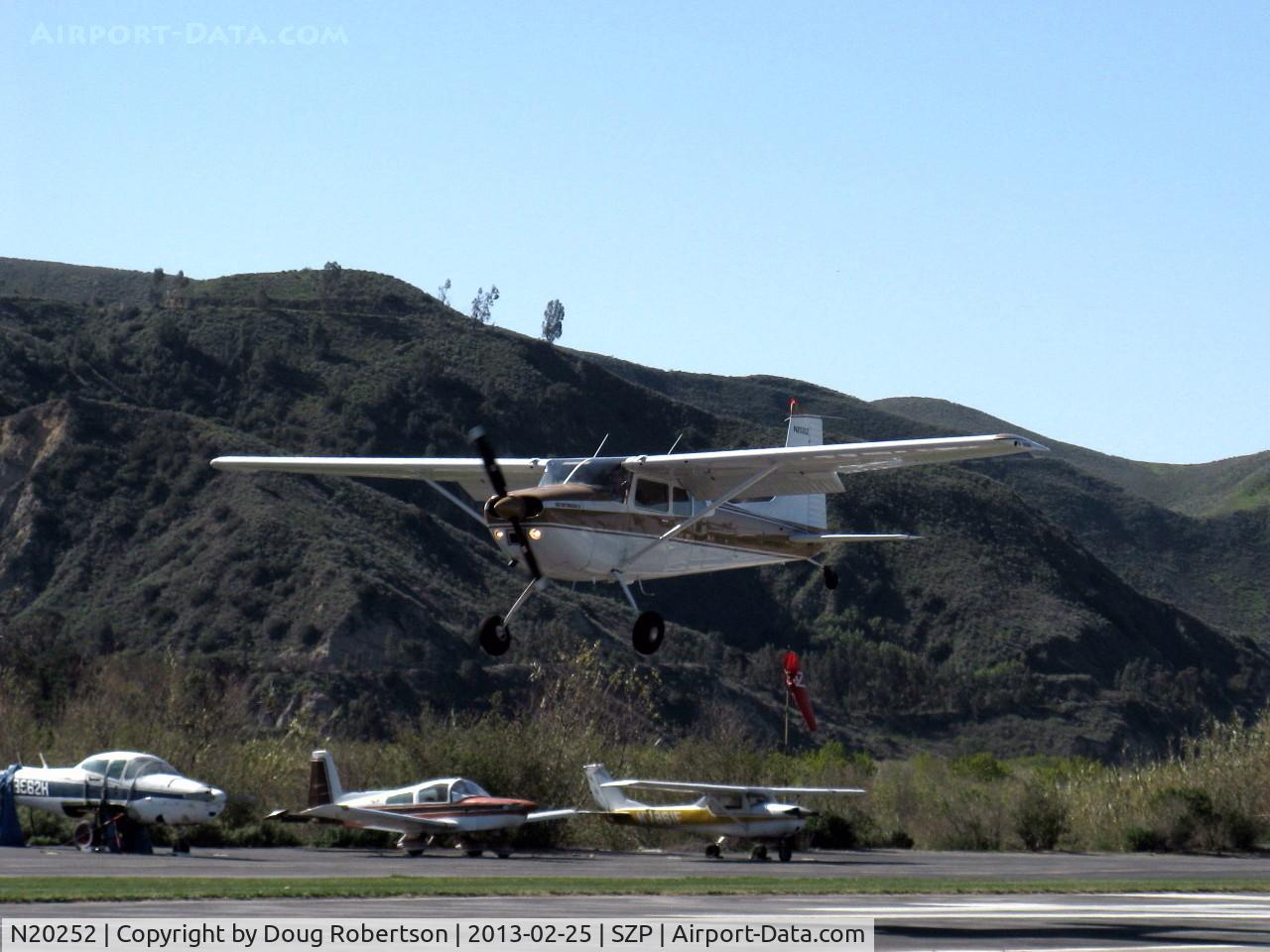 N20252, 1981 Cessna 180K Skywagon C/N 18053183, 1981 Cessna 180K SKYWAGON, Continental O-470-U 230 Hp, CS prop, on final Rwy 04